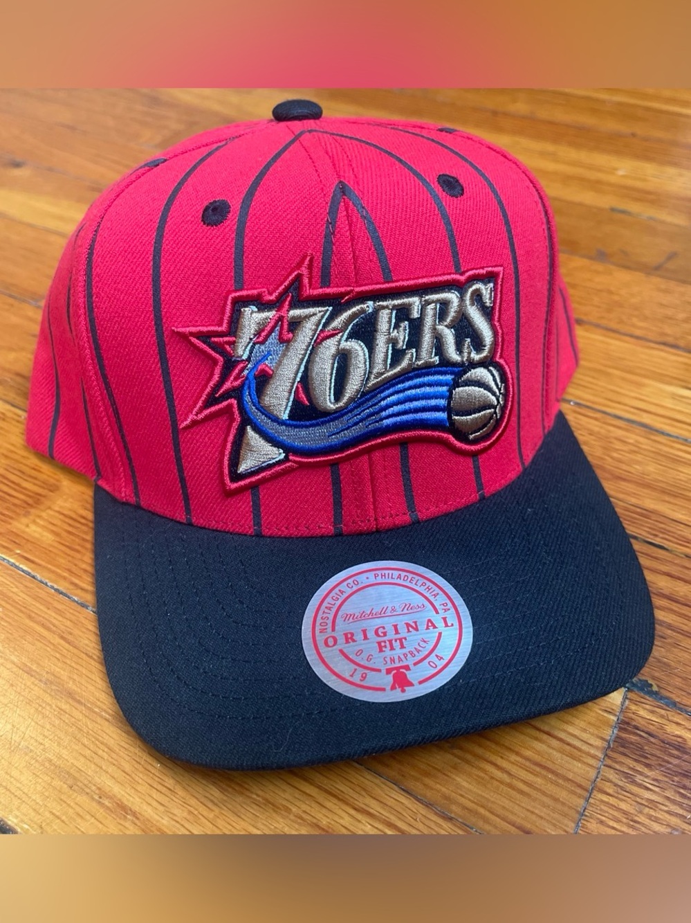 Rare Mitchell & Ness Philadelphia 76ers Red & Black Snapback Hat